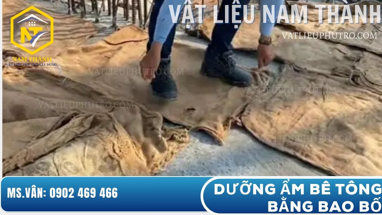 Bao bố giúp cấp ẩm cho bề mặt bê tông khi đổ