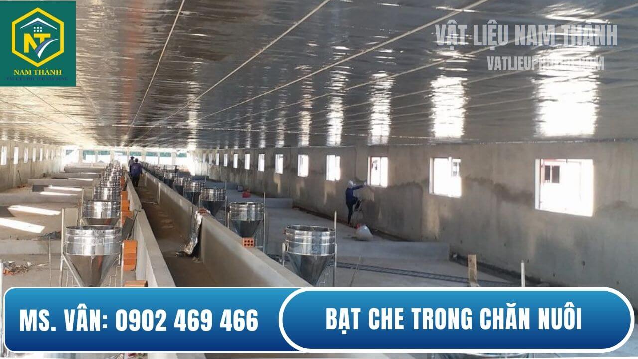 Bạt che trong chăn nuôi